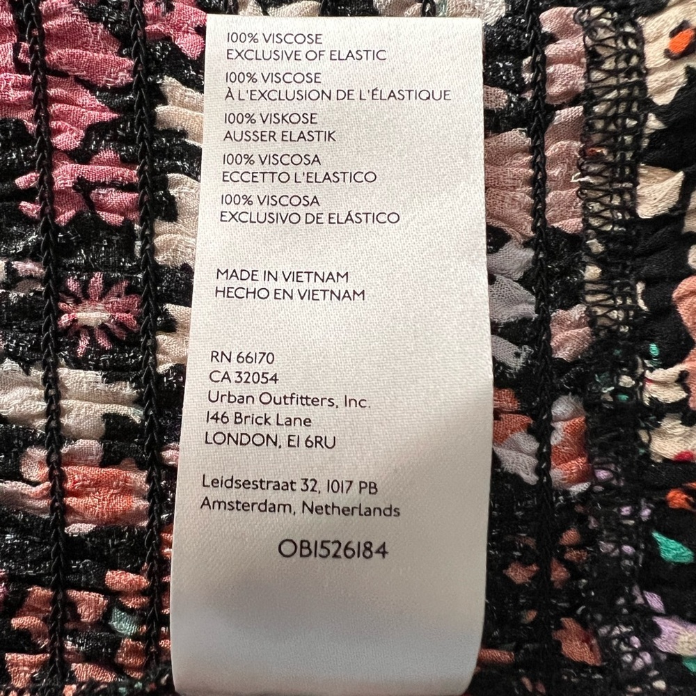 Free People Ava NWOT Reversible
Front Tie Bandana Top - Picture 13 of 13